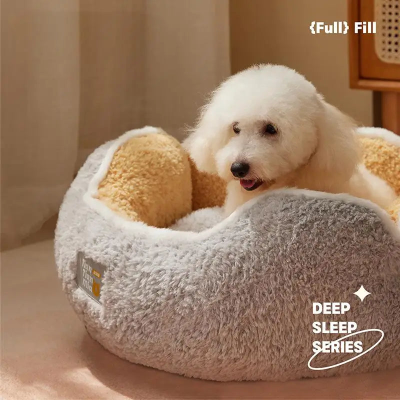 PawNest Plush Donut Cat Bed – Anti-Slip, Ultra Soft & Warm Sleeping Nest for Cats & Small Dogs